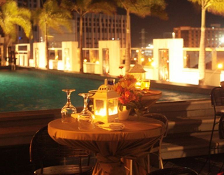 Vivere Hotel And Resorts Muntinlupa City Exteriör bild